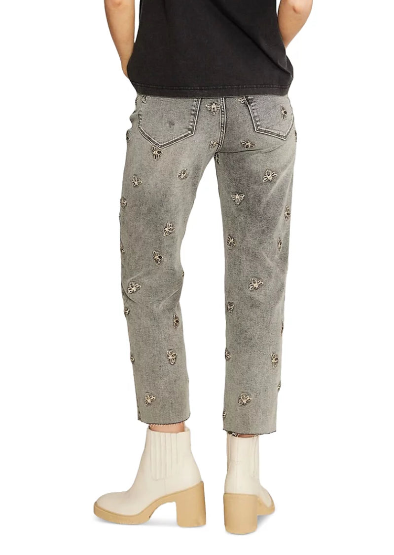 RoyceStraight | Buzzin’