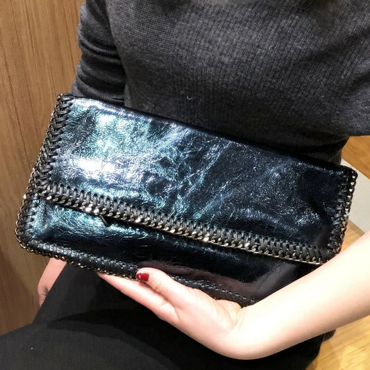Retro Rizzo Clutch-Black